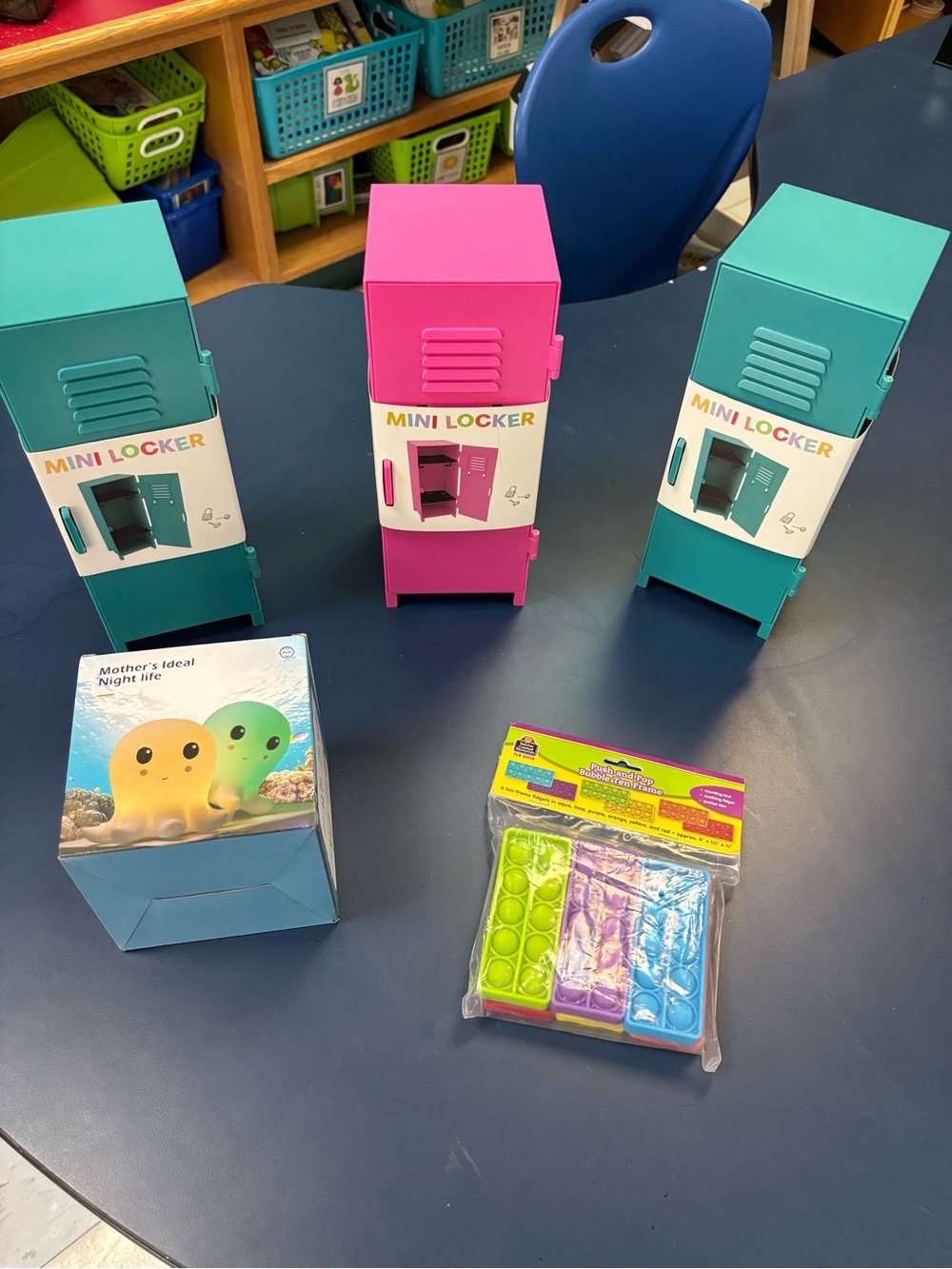 5 Piece Classroom Set - 3 lockers, Octopus light, Pop Up ten Frame